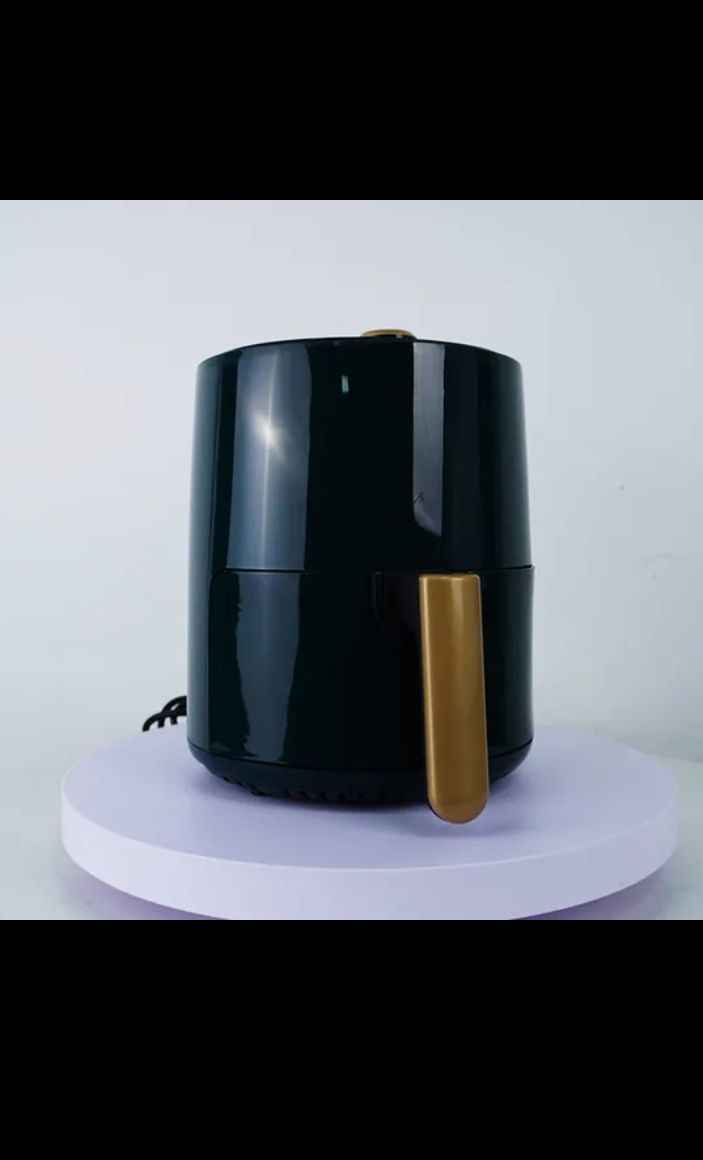 Friteuse à air multifonction 4.5l sans huile avec écran digital